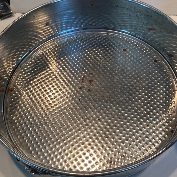 Vintage Set of 3 Springforms - Picture 4 of 4